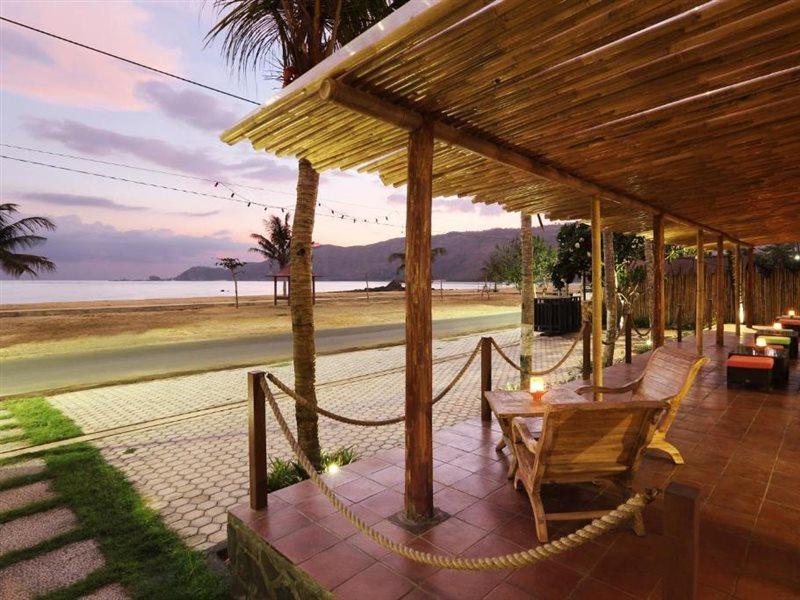 Puri Rinjani Bungalows & Hostel Kuta  Экстерьер фото