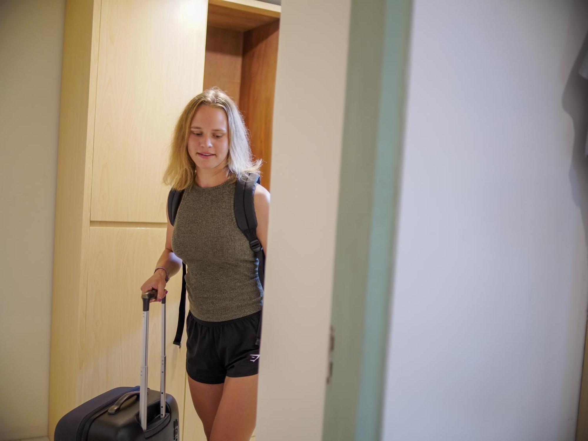 Puri Rinjani Bungalows & Hostel Kuta  Экстерьер фото