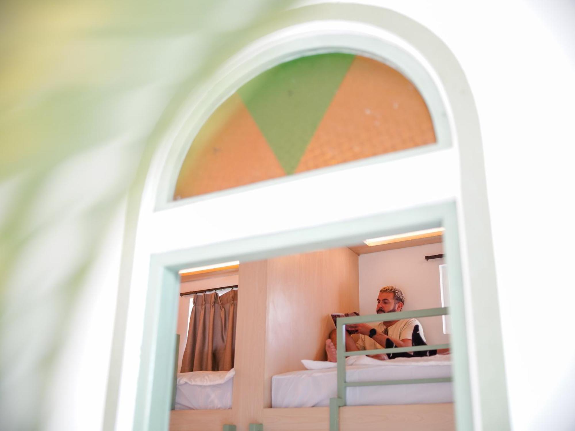 Puri Rinjani Bungalows & Hostel Kuta  Экстерьер фото