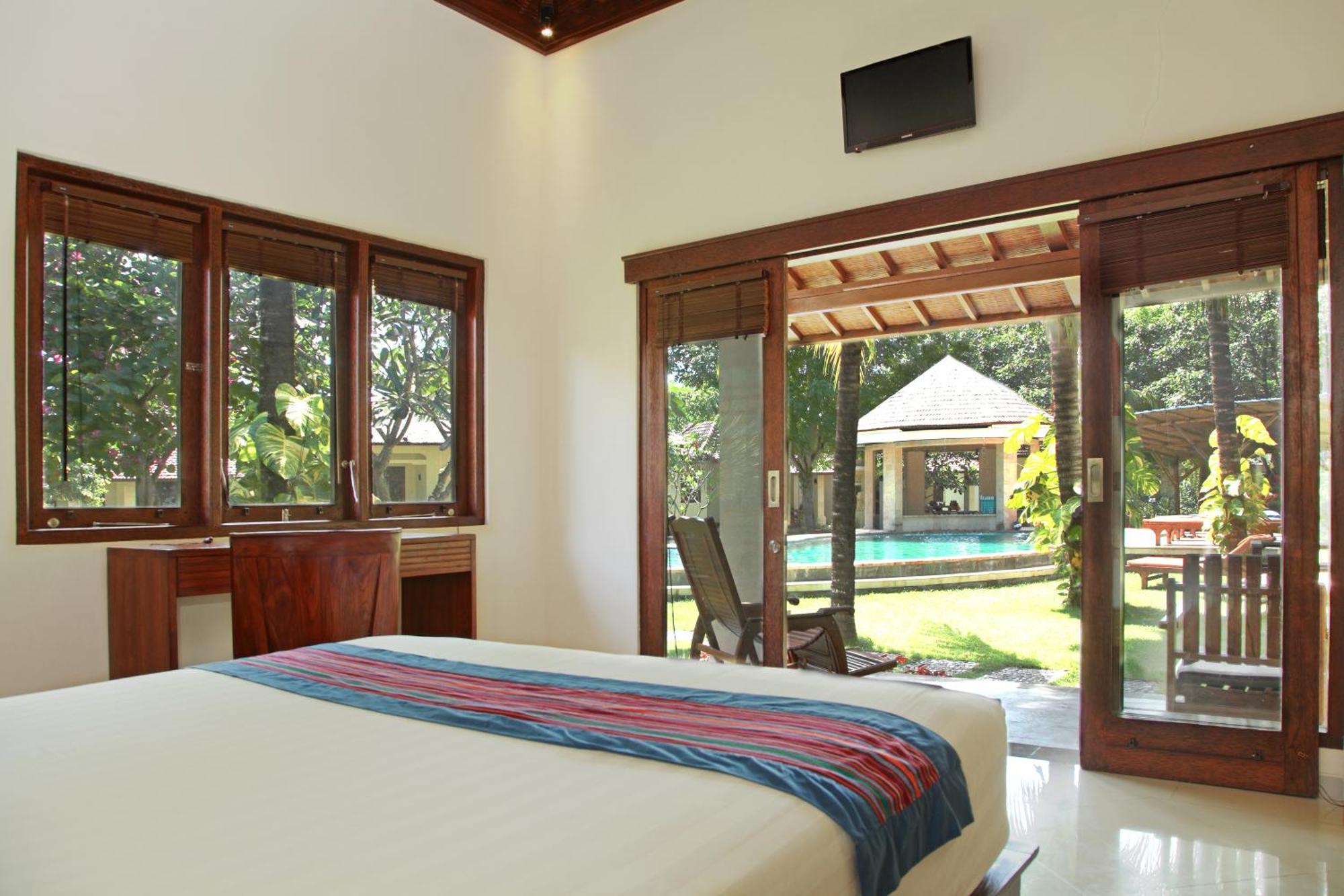 Puri Rinjani Bungalows & Hostel Kuta  Экстерьер фото