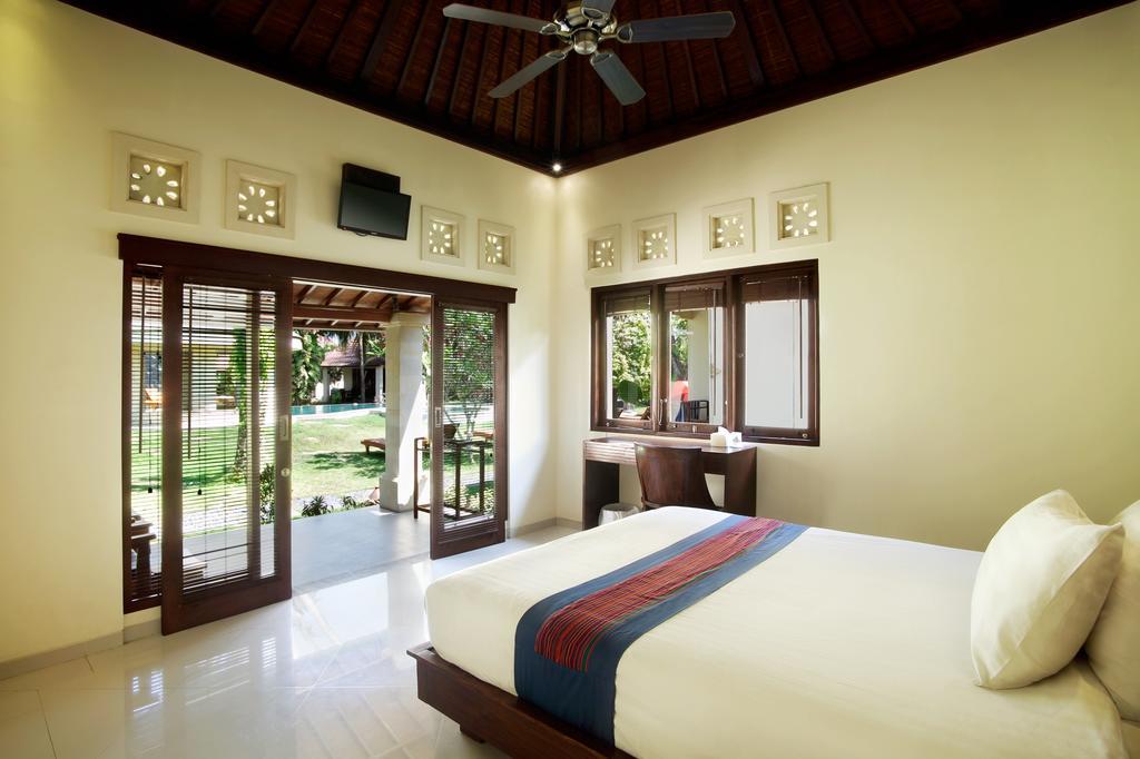 Puri Rinjani Bungalows & Hostel Kuta  Экстерьер фото